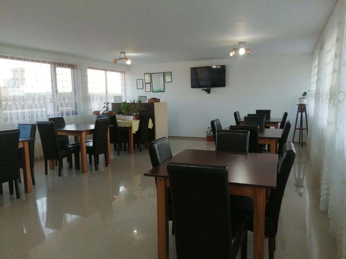 Pensiunea La Tavi Murighiol Ngoại thất bức ảnh